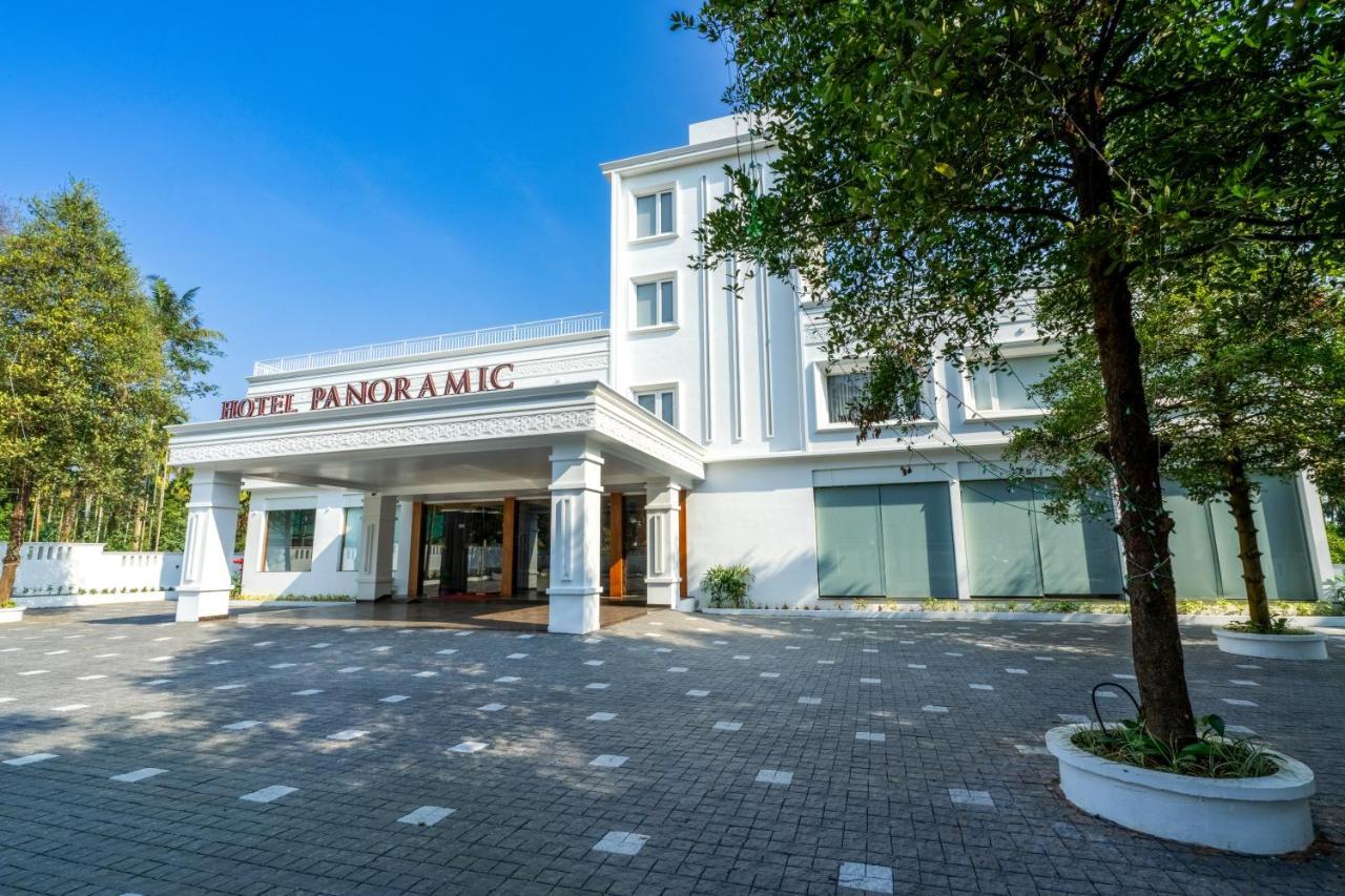 Hotel Panoramic Kochi Buitenkant foto