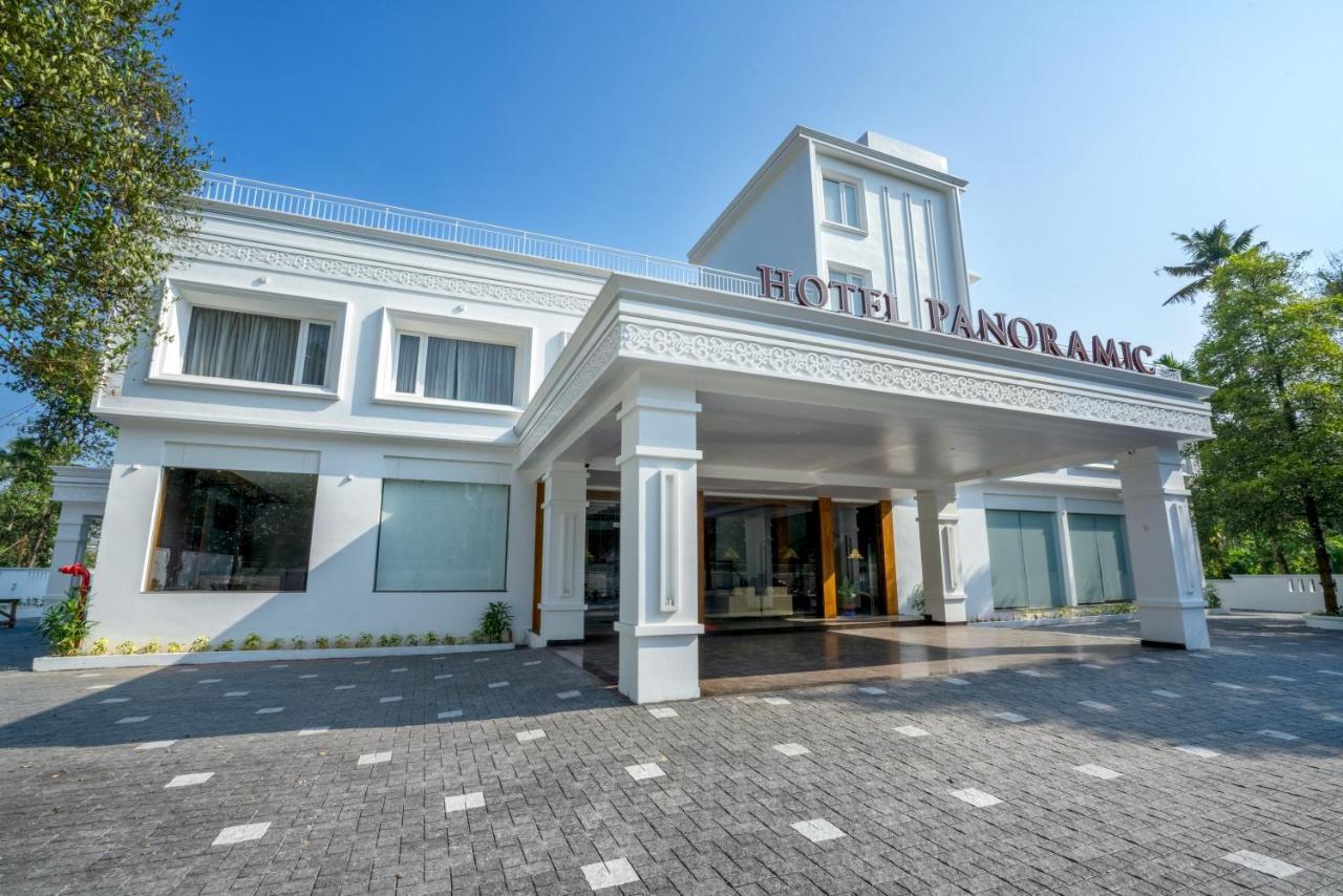 Hotel Panoramic Kochi Buitenkant foto